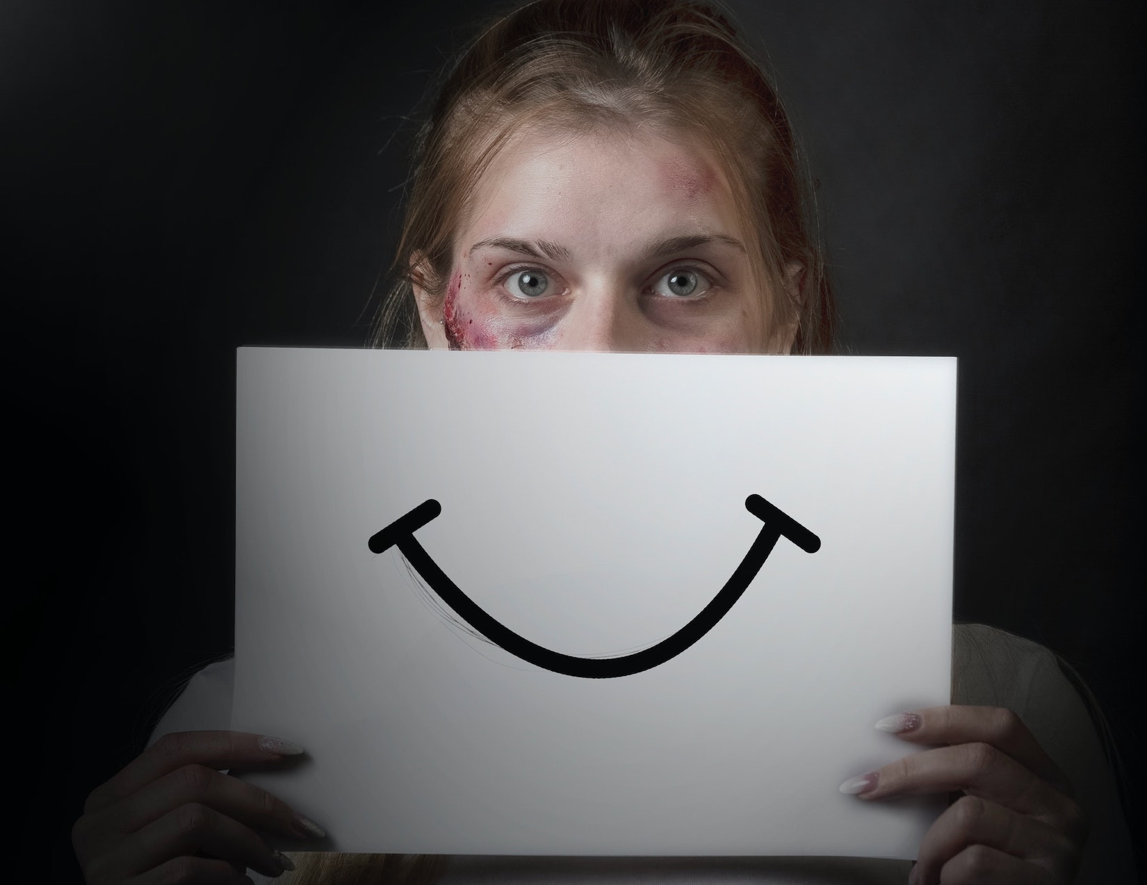 Frau-Gewalt-Smile _pexels